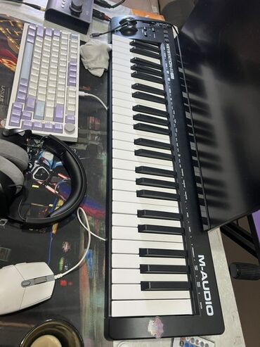микрофон для стрима: M-Audio Keystation 49 MK3 — компактный USB/MIDI контроллер с 49