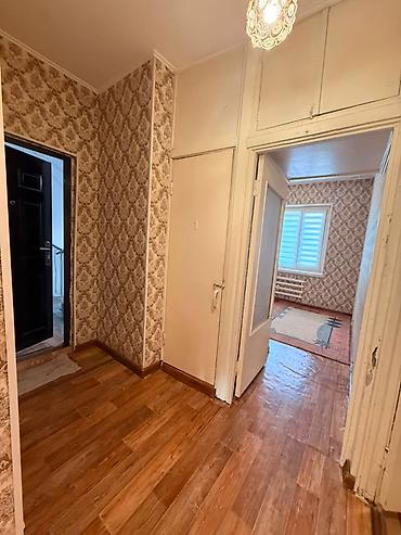 аламединском рынке: 3 комнаты, 63 м², 105 серия, 4 этаж — 10