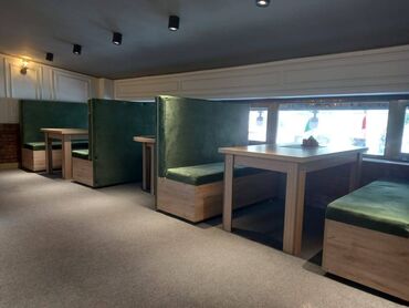 Restoran, kafelər: 28 may metrosunun yaxınlığında,yerləşən,sahəsi 160 kv/m olan, obyekt — 2