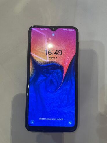 işlənmiş telefonlar a10: Samsung Galaxy A10, 32 ГБ, цвет - Черный, Кнопочный
