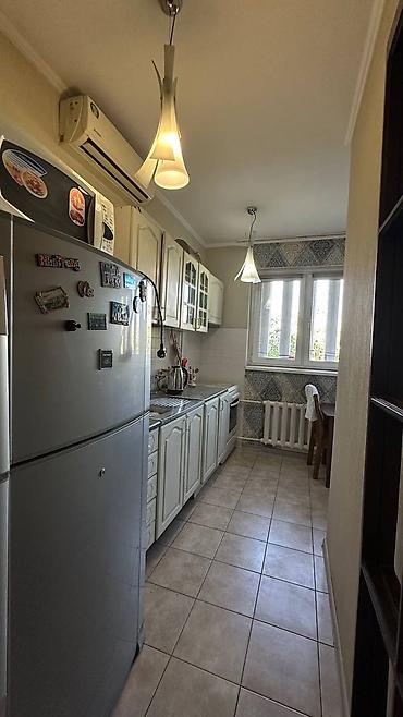7микрорайон: 3 комнаты, 61 м², 7 мкр 105 серия, 5 этаж — 6