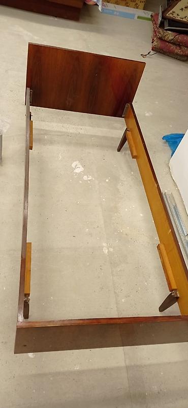 Çarpayılar: İşlənmiş, Təknəfərlik çarpayı, Bazasız, Matras ilə, Siyirməsiz, Rusiya — 3