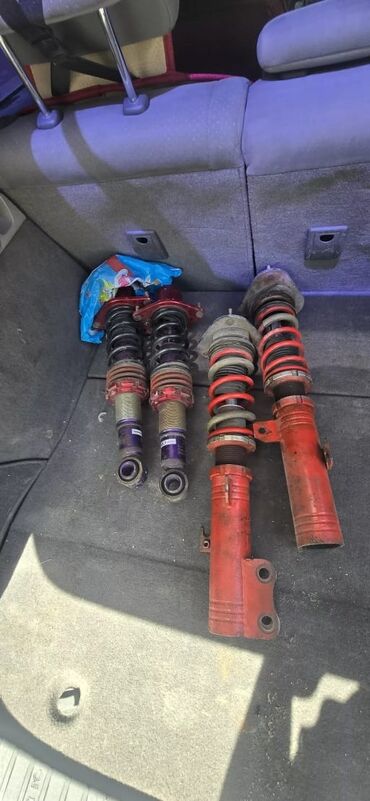 Digər avtomobil ehtiyat hissələri: Prius 20kuzanın coiloveri təcili satılır 4 ədəd. Bilməyənlər üçün izah