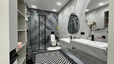 Үйлөрдү сатуу: 6 бөлмө жана андан көп, 250 м², 10 соток, Бишкек, Киргизия 1 Кыймылсыз мүлк агенттиги — 7