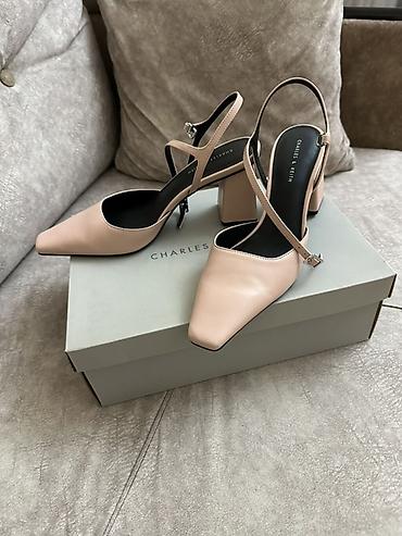 gb deri: Charles & Keith qadın ayaqqabısı 38 razmer. 1 dəfə nişana — 1