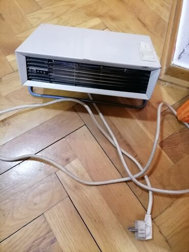 Kaloriferi: Grejalica duvaljka Mirjevo Ei Niš 2000w original kvalitetna. Dobra na lalafo.rs — 7 Kaloriferi: Grejalica duvaljka Mirjevo Ei Niš 2000w original kvalitetna. Dobra — 7