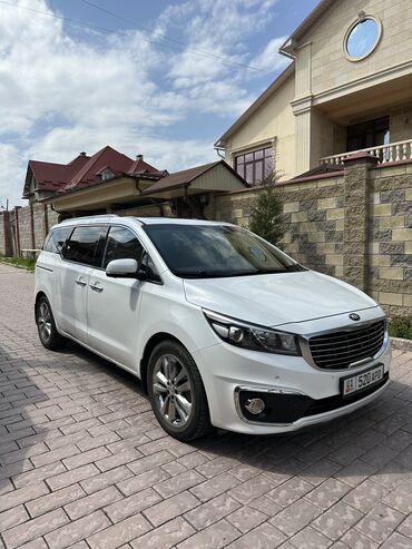Kia: Kia Carnival: 2017 г., 2.2 л, Автомат, Дизель, Минивэн