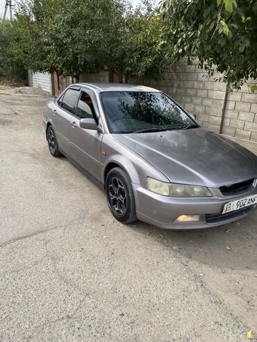 Honda: Honda Accord: 2001 г., 1.8 л, Автомат, Бензин, Седан