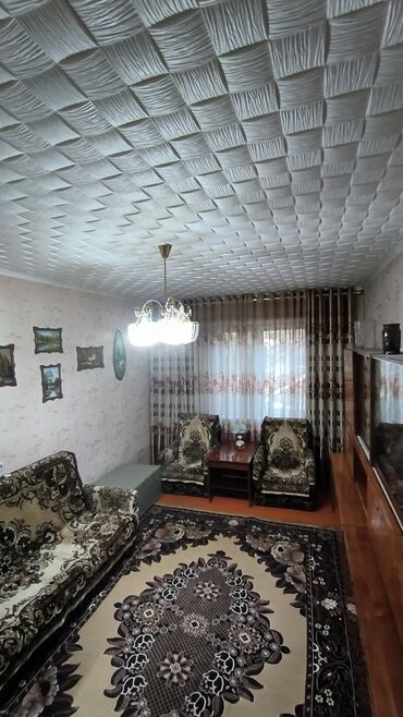 продаю квартиру боконбаева: 3 комнаты, 60 м², 105 серия, 2 этаж