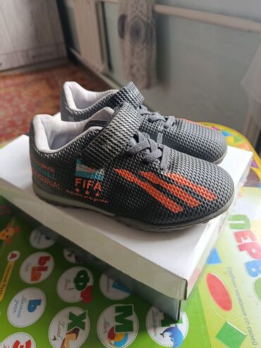 прокат велосипедов бишкек: Детские спортивные кроссовки/бутсы для зала в отличном состоянии