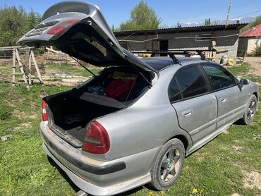 Mitsubishi: Mitsubishi Carisma: 2004 г., 1.8 л, Механика, Бензин
