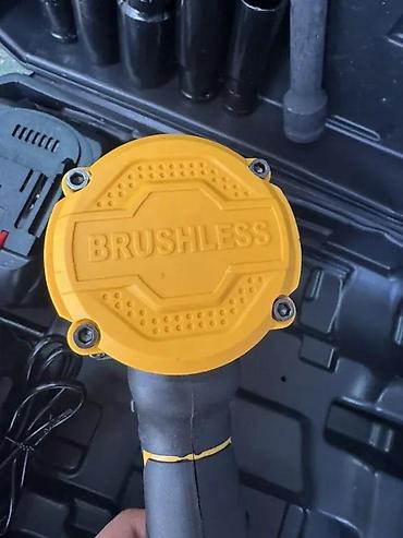 profesionalni elektrosoker: DEWALT AKU ODVIJAČ | DeWALT aku odvijc 1000 N. m RPM od 0-4800 — 2
