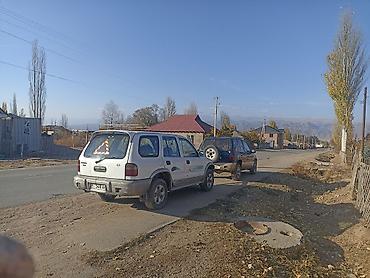 сапат бетон: Kia Sportage: 1995 г., 2 л, Кол менен иштөөчү, Дизель, Кроссовер — 2