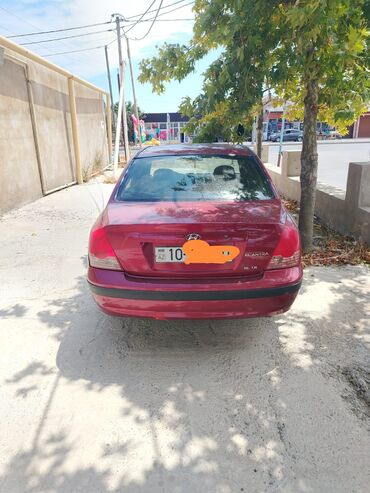 Hyundai: Hyundai Elantra: 1.6 l | 2005 il Sedan — 4