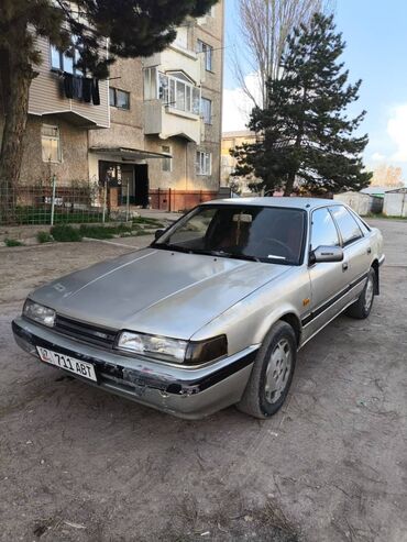 626 универсал: Mazda 626: 1987 г., 2 л, Механика, Бензин, Хэтчбэк