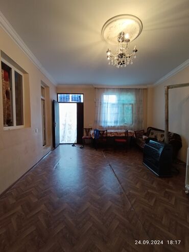 renessans palace ev satılır: 4 otaqlı, 2 kv. m, Kredit yoxdur, Orta təmir