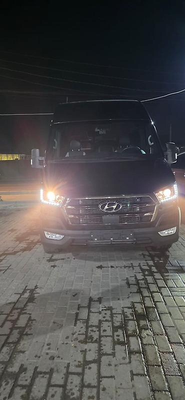 домик мобильный: Hyundai : 2021 г., 2.5 л, Автомат, Дизель, Бус — 2