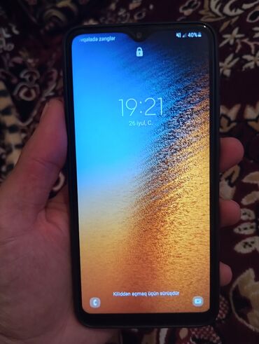 samsung e950: Samsung Galaxy A10, 16 GB, rəng - Qara, İki sim kartlı