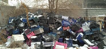 Пластик ящик сатылат продаётся пластиковые ящики адрес Бишкек, ж/м