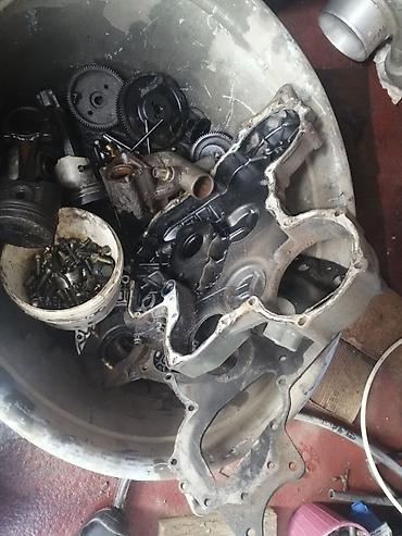 traktor ehtiyat hiseleri: Kubota V33 00 motorunun ehtiyyat hissələri movcuddu Val Blok yanacaq — 6