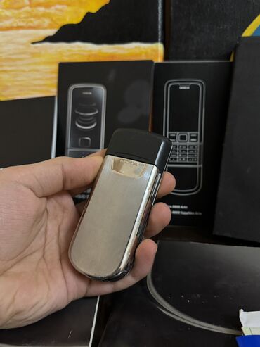 Nokia: Nokia 8 Sirocco, < 2 GB Memory Capacity, rəng - Gümüşü, Düyməli — 7