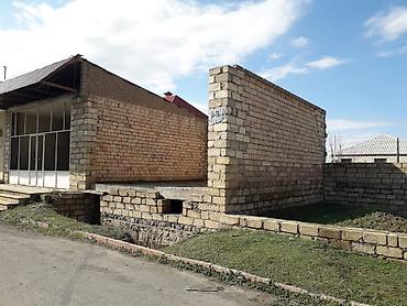 Kommersiya daşınmaz əmlakının satışı: Obyekt iki mertebelidir.Samux rayonu,Heydər Əliyev parkının qarşısında — 10