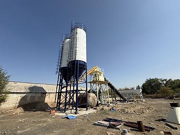 продаю бетона мешалку: Бетономешалка Средняя (150 - 300 л), Новый — 2
