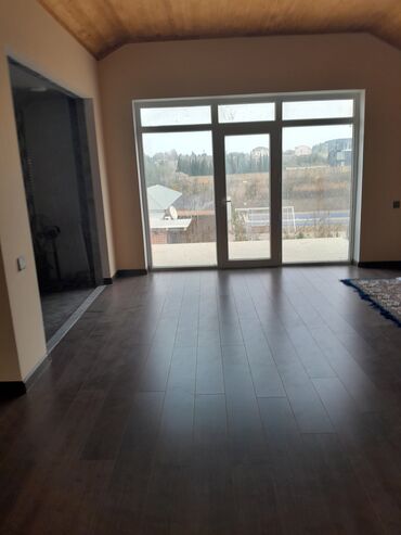 Həyət evləri və villaların satışı: 3 otaqlı, 200 kv. m, Kredit var, Orta təmir — 1