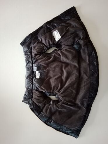 Jakne, kaputi i prsluci: H&M, Perjani prsluk, 104-110 — 14