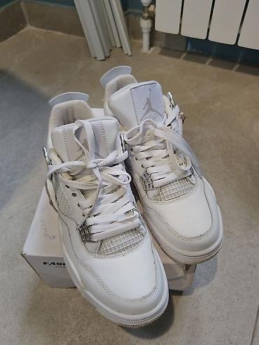 shoe: Мужские кроссовки, 39, Air Jordan, Б/у, цвет - Белый, Самовывоз — 2