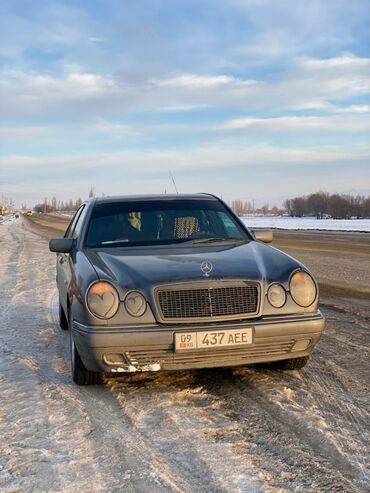 Mercedes-Benz: Mercedes-Benz E-Class: 1995 г., 2.3 л, Механика, Бензин, Седан