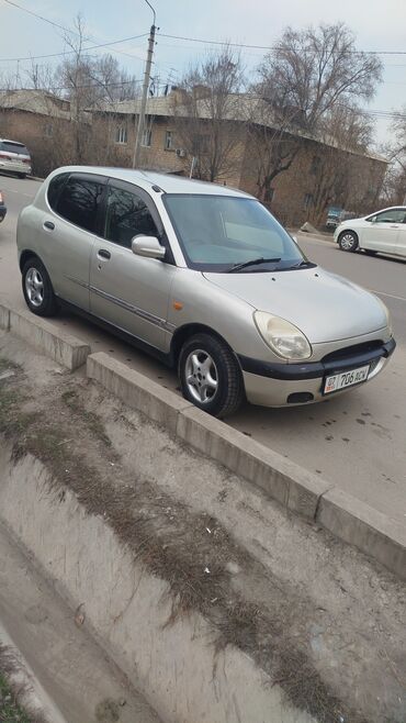 Toyota: Toyota Corolla: 2000 г., 1.3 л, Автомат, Бензин