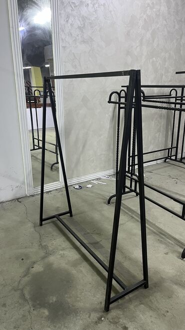 Шкафы для одежды: Шкаф для одежды, Б/у, Прямой, МДФ — 12