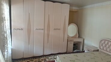 спальный гарнитур бишкек табылга: Уктоочу бөлмө гарнитуру, Эки кишилик керебет, түсү - Кызгылт