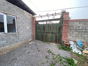 Продажа времянок: Продаётся Дом в г Жалал - Абад Мкрн : Спутник конечная Ул . Жамашева — 13