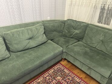 Divanlar: Künc divan, İşlənmiş, Açılan, Bazasız, Parça, Çatdırılma yoxdur