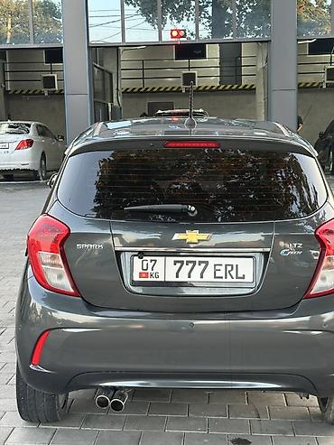 спарк авто: Chevrolet Spark: 2017 г., 1 л, Автомат, Бензин, Хэтчбэк — 5