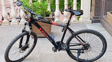 велосипед масло: Срочно продаю велосипед "Trinx M136" размер колёс 26 оригинал,кресло
