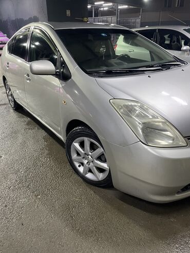 Toyota: Toyota Prius: 2006 г., 1.5 л, Вариатор, Гибрид, Универсал