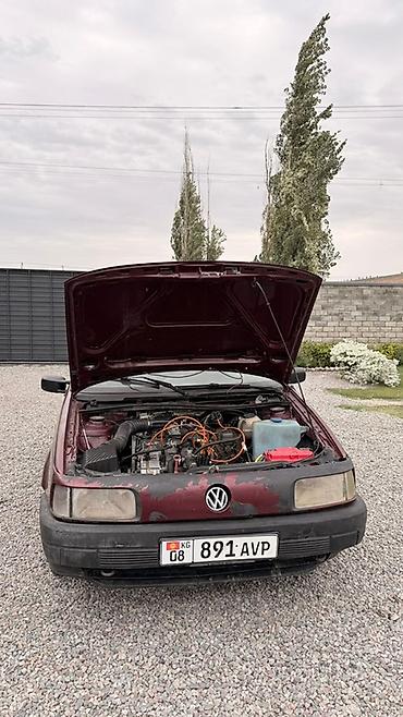 шилем: Volkswagen Passat: 1988 г., Кол менен иштөөчү, Бензин, Седан — 4