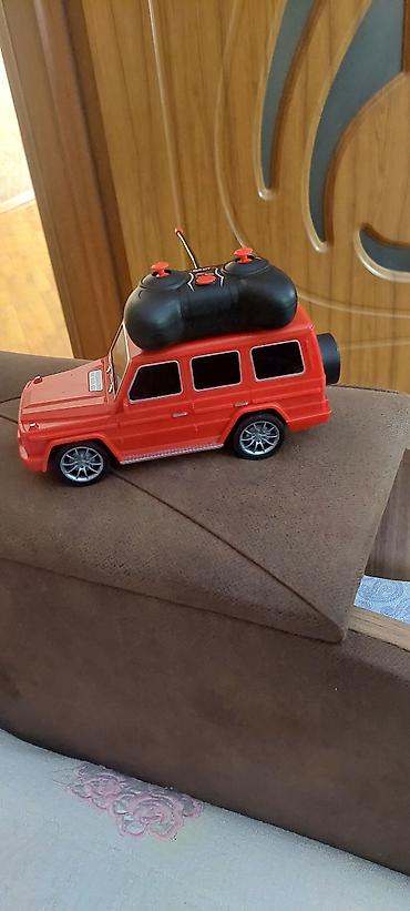 mini mercedes: Uzaqdan idarə olunan oyuncaq maşın – qırmızı SUV modeli - Korpus — 2