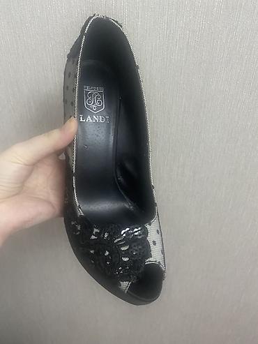 Tuflilər: LADDI qadın stilettosu - Model: Açıq burunlu, platformalı stiletto - — 2