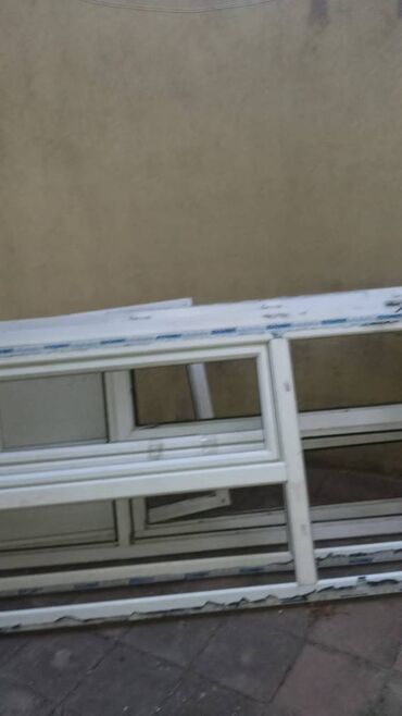 seyif qapl: İşlənmiş İki qat şüşə paketi Plastik pəncərə, Еni: 1 sm, Uzunluğu: 2 sm