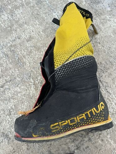 турецкие зимние сапоги: Өтүктөр, 45, La Sportiva, Колдонулган, түсү - Кара, Өзү алып кетүү