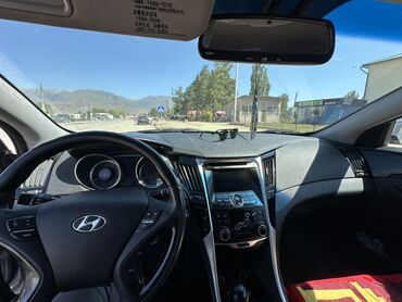 Hyundai: Hyundai Sonata: 2010 г., 2 л, Автомат, Бензин, Седан — 6