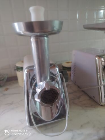 Mətbəx üçün digər texnika: Ət çəkən maşın İşlənmiş