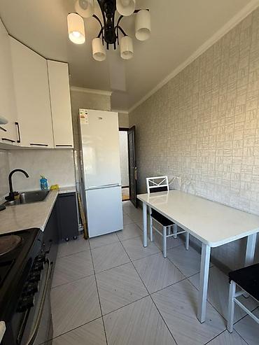 70 сом: 3 бөлмө, 70 м², Алтын чарчы Жеке план, 7 кабат, Косметикалык оңдоо — 4