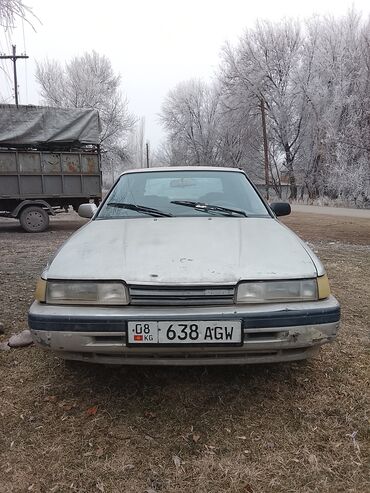 Mazda: Mazda 626: 1991 г., Механика, Бензин, Седан — 4