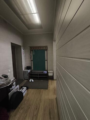 сталинки: 3 комнаты, 73 м², Юг-2 мкр Сталинка, 1 этаж, Косметический ремонт — 8