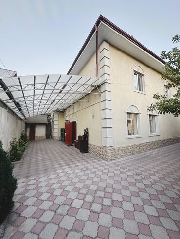 куплю дом караколе: Дом, 216 м², 7 комнат, Риэлтор, Евроремонт
